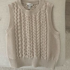 COS Cable-knit Vest | XS